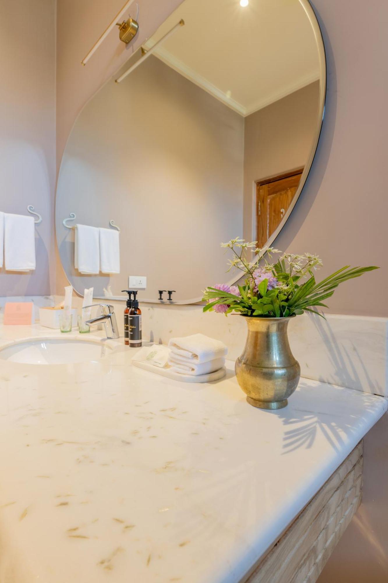 Niravi Jaipur Bed & Breakfast Ngoại thất bức ảnh